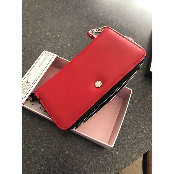 BCBG wristlet wallets for women - Picture 2 of 7